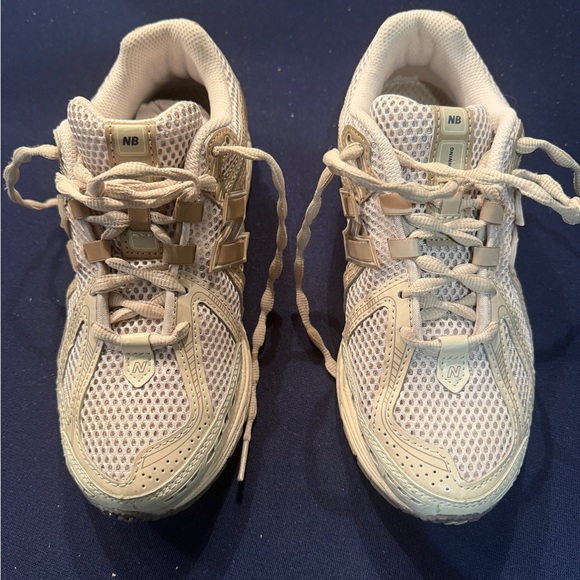 New Balance Light Tan Mesh Sneakers - Picture 6 of 8